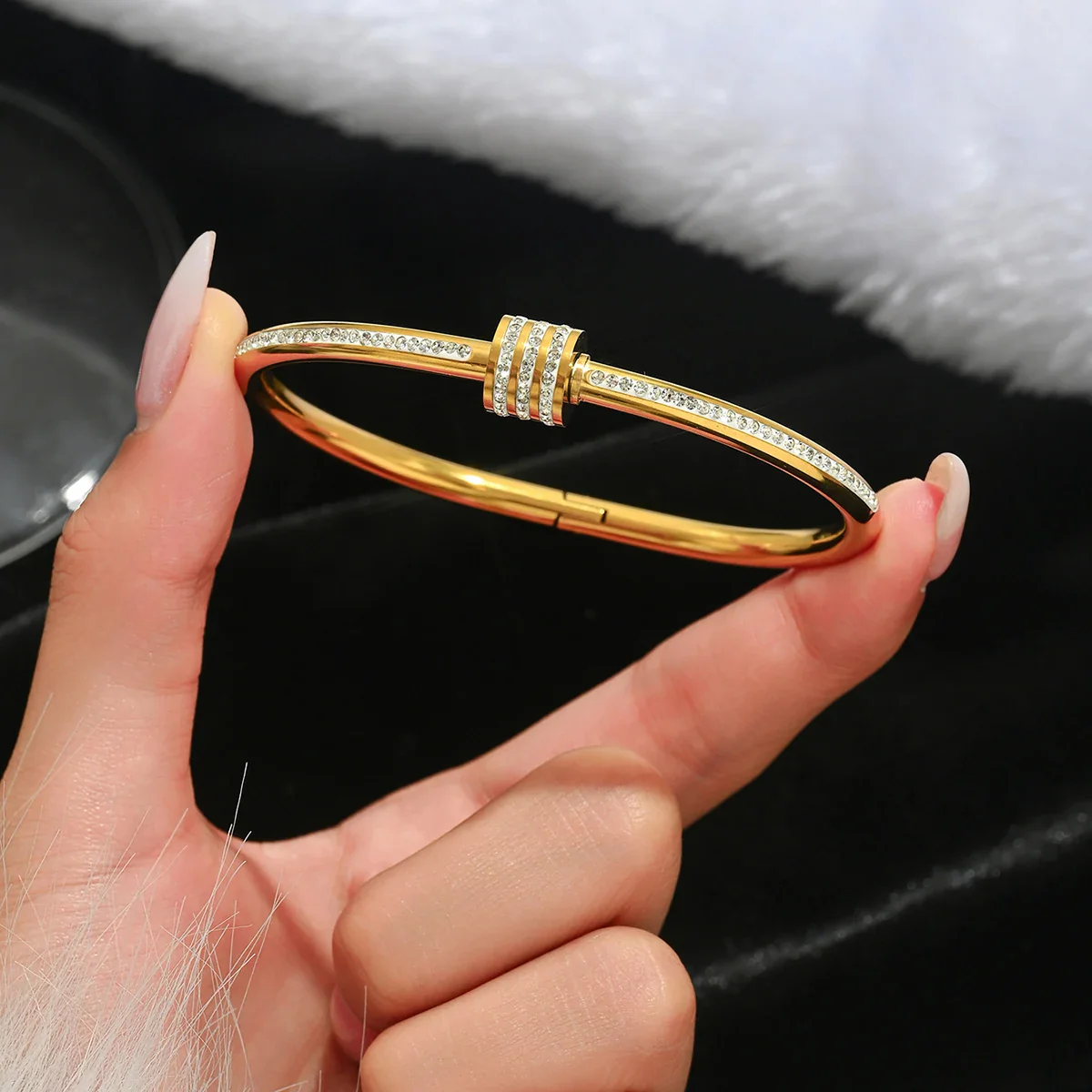 four-leaf clover lucky bracelet – Women's Bracelets - Image 6