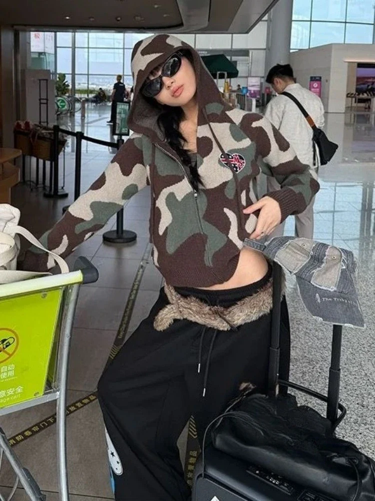 Camouflage Hooded Cardigan – Women's Hoodies & Sweatshirts - Image 4